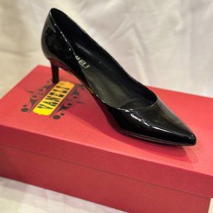 Vaneli (Tommy) black